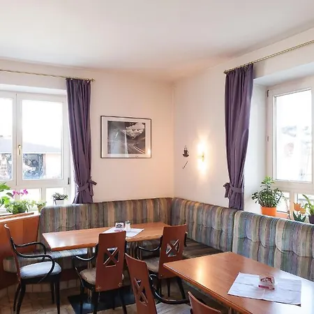 Guest house Post - Sistrans 2*