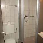 Post - בית הארחה Sistrans